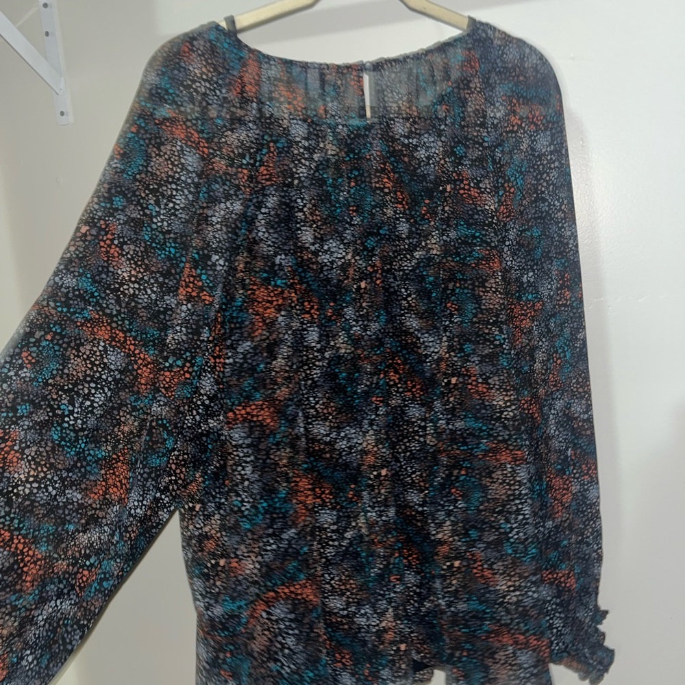 Ava & Viv Black and Teal Patterned Blouse